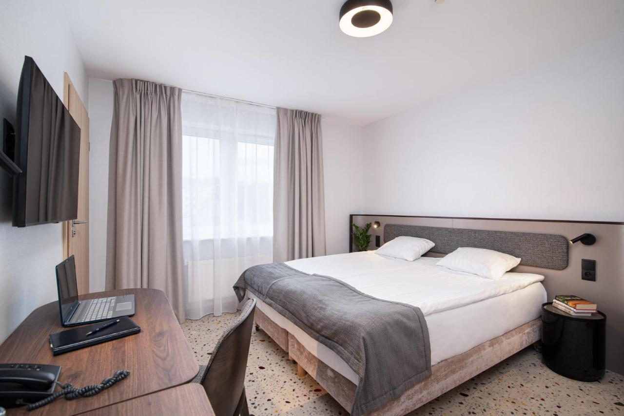 גדינייה Antares Hotel מראה חיצוני תמונה