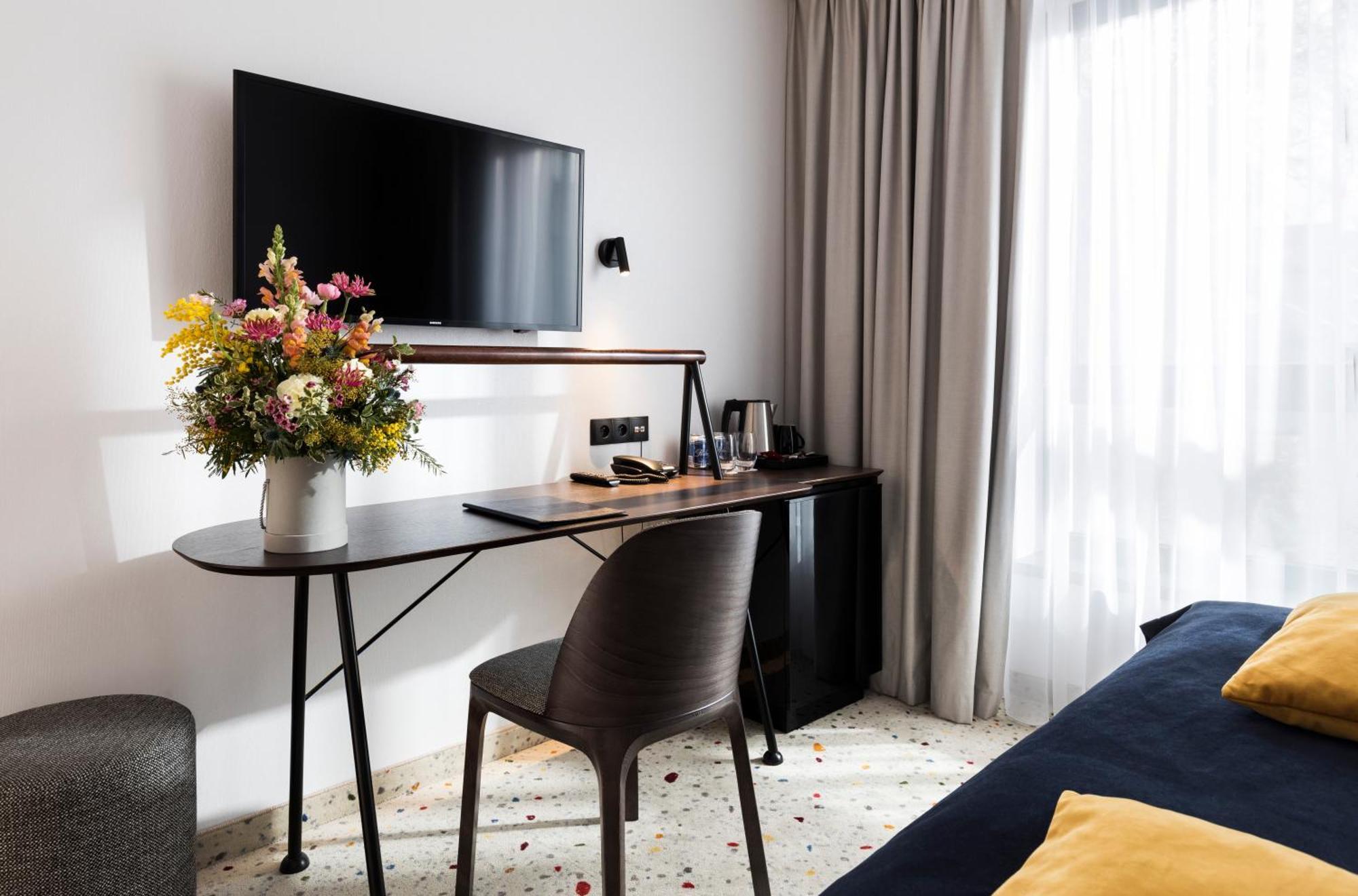 גדינייה Antares Hotel מראה חיצוני תמונה
